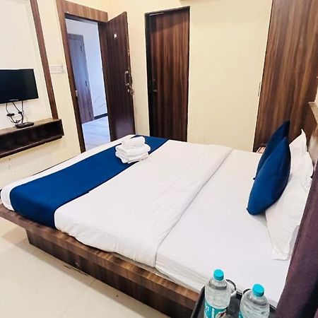 Hotel Ashoka Palace Ujjain Exterior photo