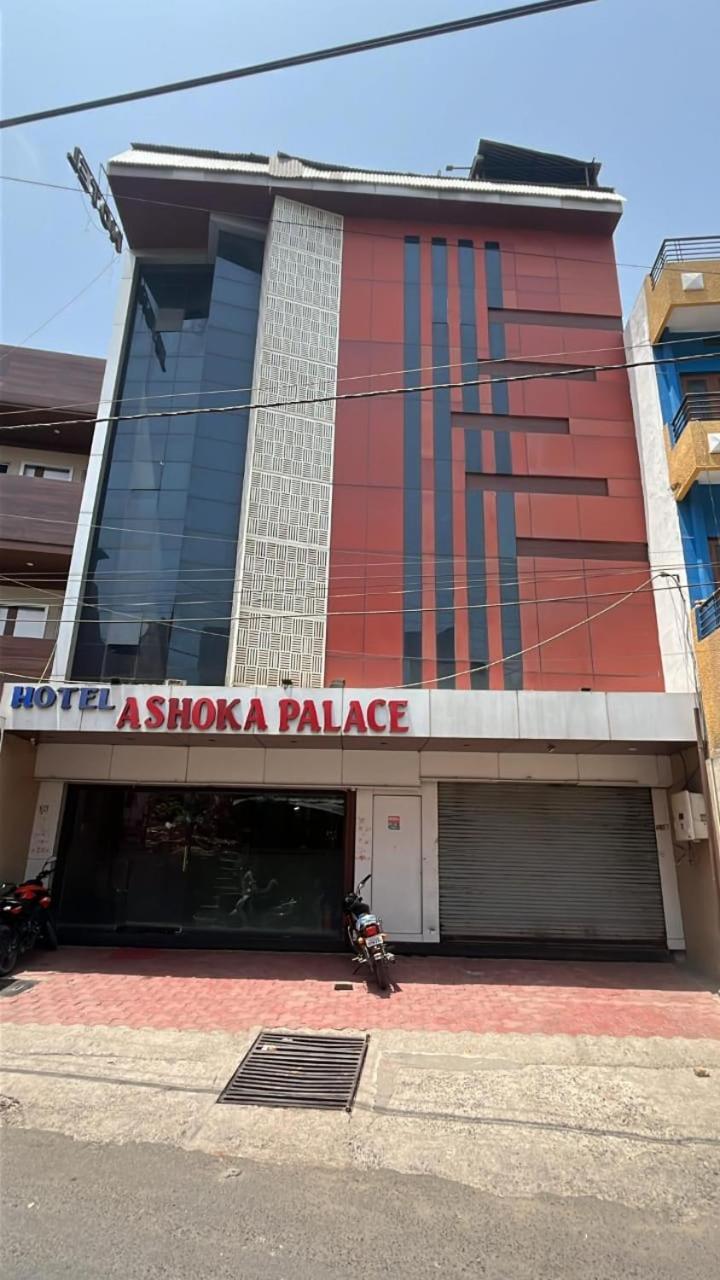 Hotel Ashoka Palace Ujjain Exterior photo
